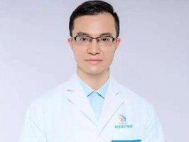 重庆假体隆胸哪个医生好？口碑以及实力比较不错