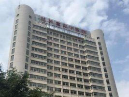 富阳中医院口腔科医生的名单|擅长项目点评+种植牙案例