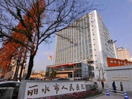 丽水人民医院口腔科价目表|哪位医生技术水平好?种植牙案例