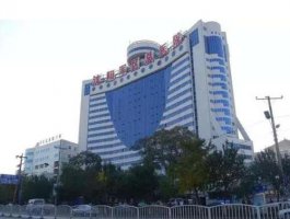 沈阳陆军总院美容科做双眼皮多少钱?哪个医生技术好?附案例