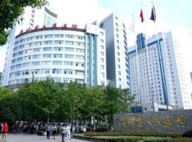 贵州省人民医院可以植发吗?技术好不好?头顶加密植发案例 贵州省人民医院可以植发吗?技术好不好?头顶加密植发案例