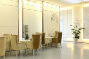 南昌大学附属口腔医院种植全瓷牙术后半年案例&报价多少?