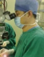 四川近视眼手术医生排名？包括有刘陇黔、邓应平、莫亚