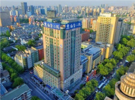 浙二口腔外科医生排名前十名公开，人气专家实力一览