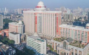 珠江医院填充玻尿酸收费多少?术后半年案例,疑问解答 珠江医院填充玻尿酸收费多少?术后半年案例,疑问解答