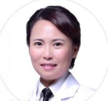 周奇志做近视眼手术怎么样？对准分子激光、全飞秒激光治疗近视有丰富经验