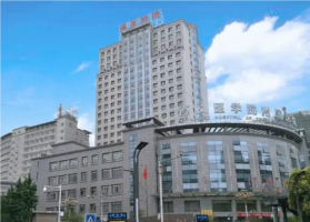 遵义医学院隆胸多少钱?整形科简介+假体隆胸案例对比图