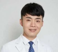 陶勇医生做近视手术怎么样?医生手法轻柔细腻,能够提供优质的近视眼的治疗 陶勇医生做近视手术怎么样?医生手法轻柔细腻,能够提供优质的近视眼的治疗