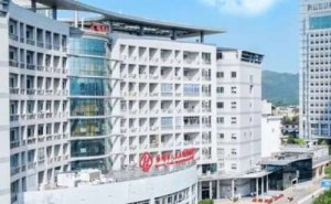 梅州市人民医院做眼袋技术怎么样?价格表?野生案例 梅州市人民医院做眼袋技术怎么样?价格表?野生案例