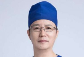 深圳面部提升医生排名前三介绍！刘月更医生目前工作的单位是深圳军科整形医