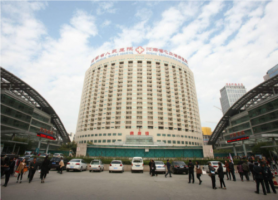 河南省人民医院的牙科为什么贵?医生信息展示+种植牙案例