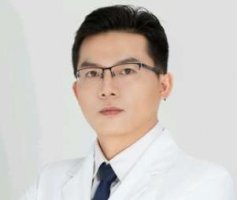 李英杰吸脂做的怎么样?医生技术精湛手法轻柔,对吸脂操作有丰富经验 李英杰吸脂做的怎么样?医生技术精湛手法轻柔,对吸脂操作有丰富经验