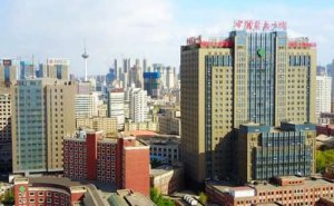 中国医大一院扇形双眼皮术后三个月案例反馈(效果怎么样?技术特点)