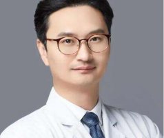 斯楼斌拉皮手术做得怎么样?是一名副主任医师,也是一名医学博士 斯楼斌拉皮手术做得怎么样?是一名副主任医师,也是一名医学博士