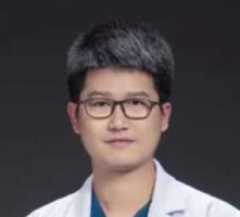 牙齿矫正韩高峰医生怎么样？医生现在已经在正畸科主治医师，掌握了多种牙齿