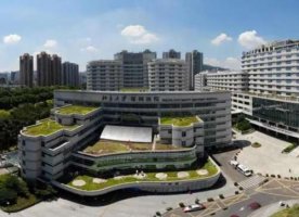 深圳北大医院做眼综合双眼皮多少钱?医生信息+案例 深圳北大医院做眼综合双眼皮多少钱?医生信息+案例