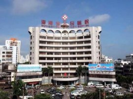 海南省人民医院有整形美容科吗?坐诊医生介绍+隆鼻案例 海南省人民医院有整形美容科吗?坐诊医生介绍+隆鼻案例