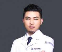 罗方鑫植发医生怎么样？医生经验丰富，技术精湛，并且已经掌握了多种的植发